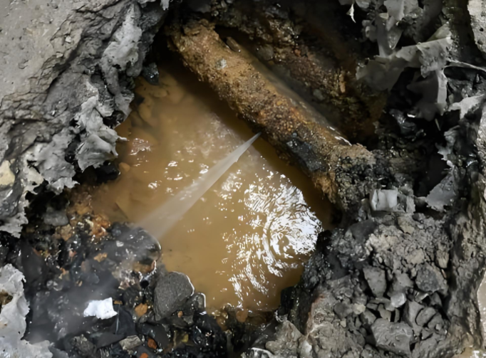 北京楼外地埋管外网漏水